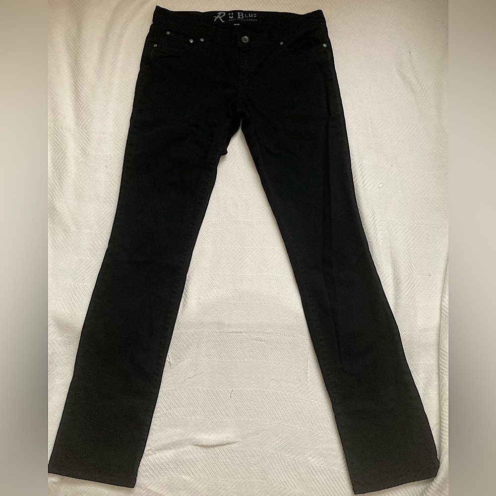 ⚡️$15 FLASH SALE -LIMITED⚡️ EUC High Quality Black Denim R U Blue Size 30